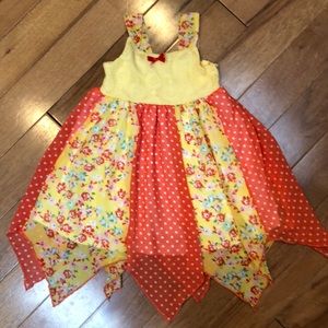 Girls dress
